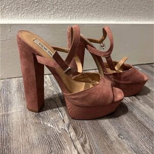 Steve Madden Gonzo Heels